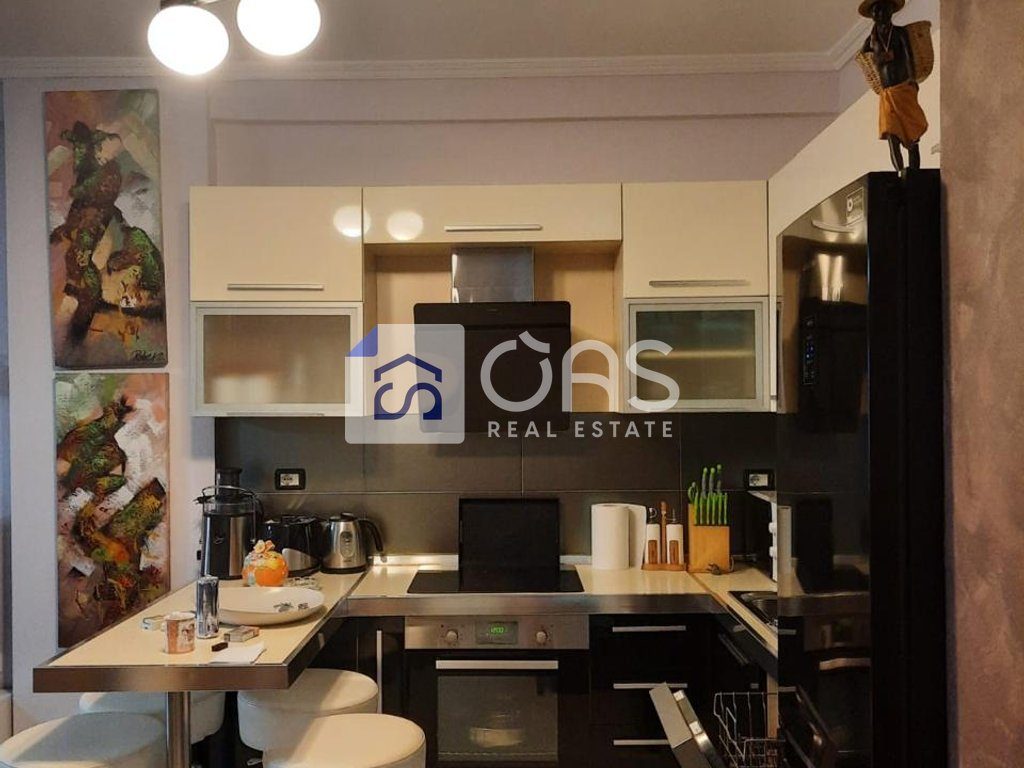 Jepet Apartment me qera 2+1  KODRA E DIELLIT (ELEONORA)