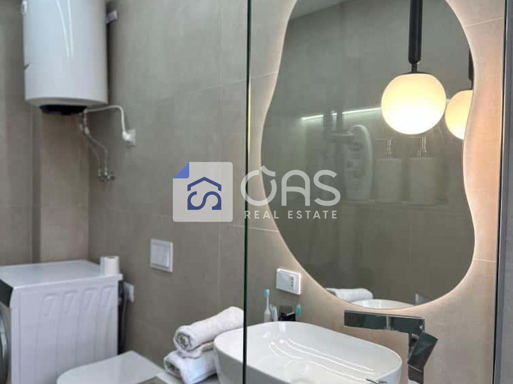 Shitet Apartament 2+1 kompleksi Universcity