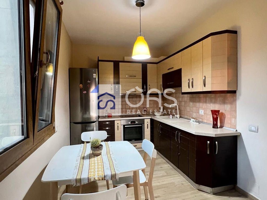 Jepet Apartament me qera 1+1 MYSLYM SHYRI