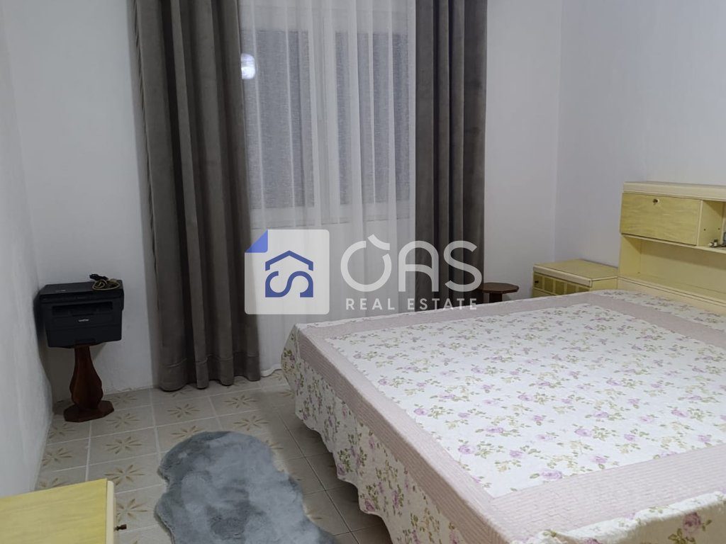 Jepet apartament me qera 2+1 kombinat