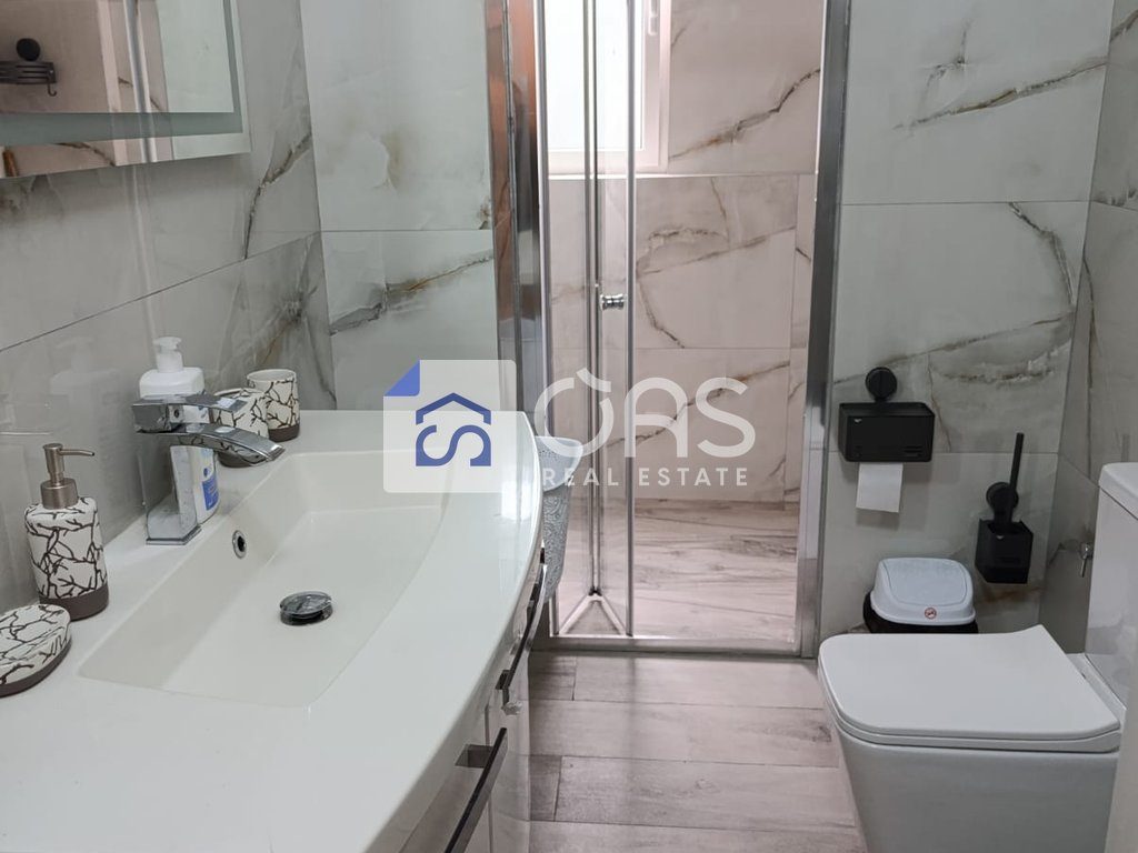 Jepet apartament me qera 2+1 kombinat