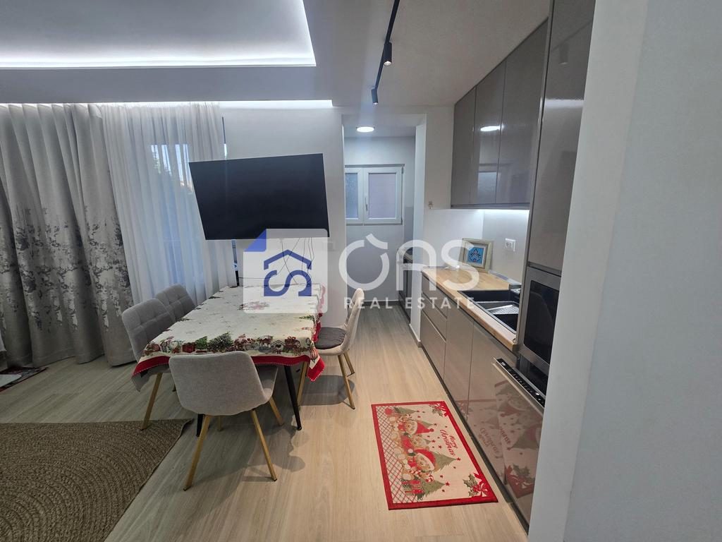 shitet Apartament  2+1   brrylli (Brenda unazes)