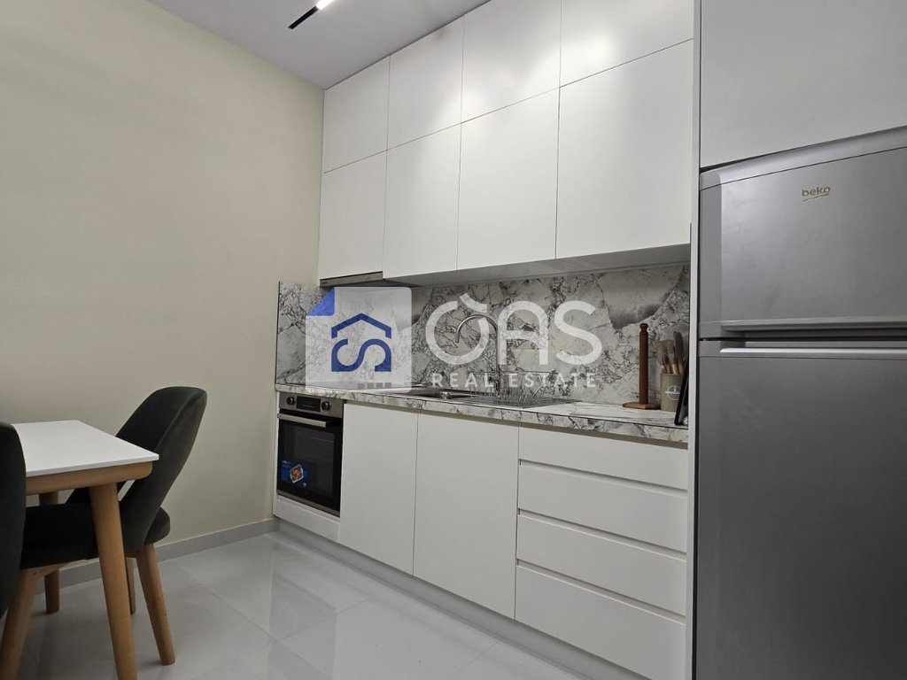 Jepet me qera apartament 1+1  univers city