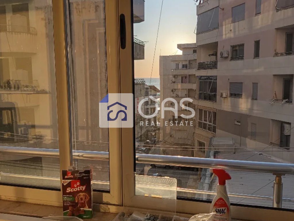 Shitet APARTAMENT 2+1+2 DURRES (CURRILA)