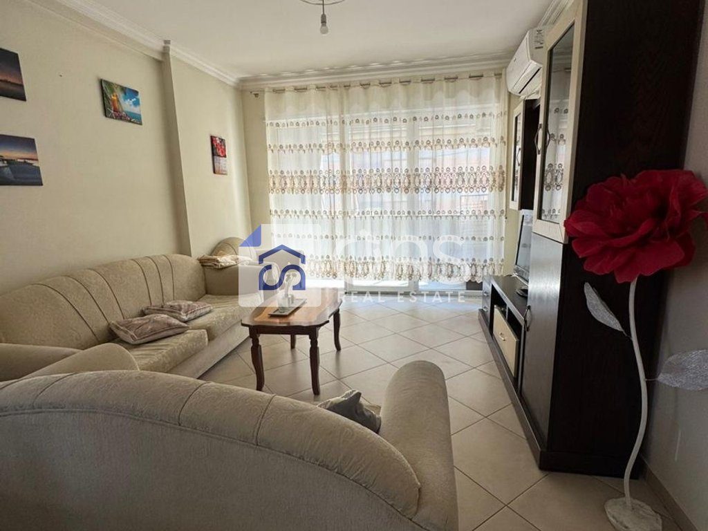 Jepet Apartament me qera 1+1 ASTIR (PRANE OSLOS)