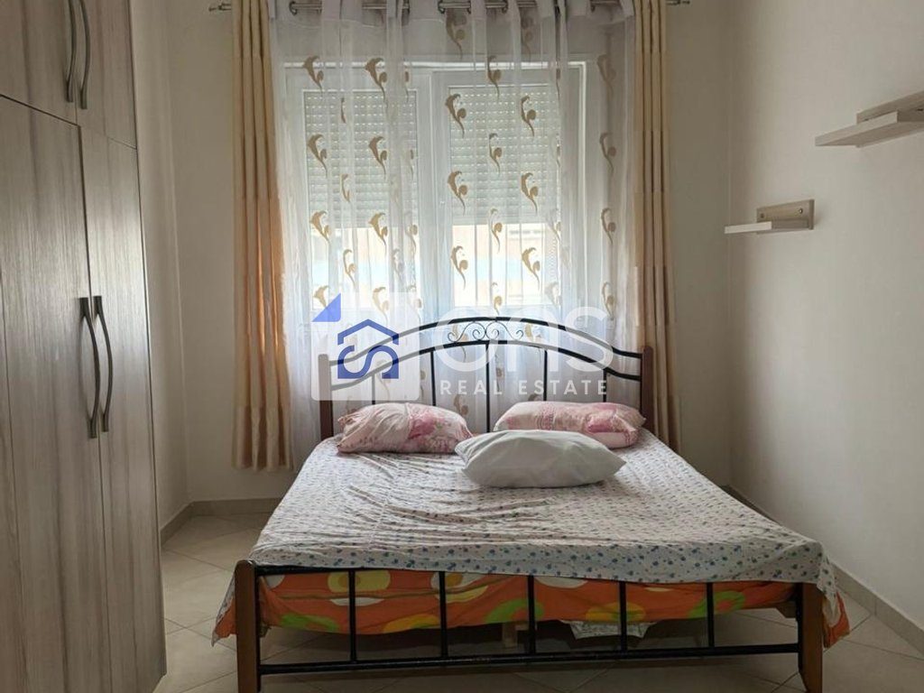 Jepet Apartament me qera 1+1 ASTIR (PRANE OSLOS)