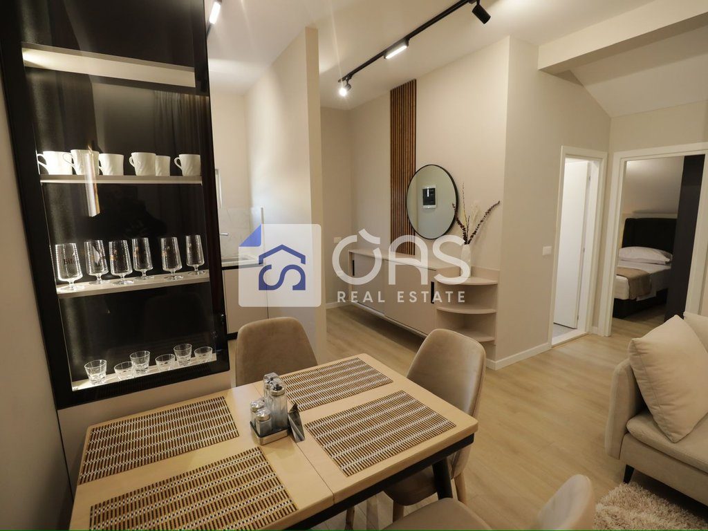 Jepet me qira apartamenti 2+1  Kinostudio
