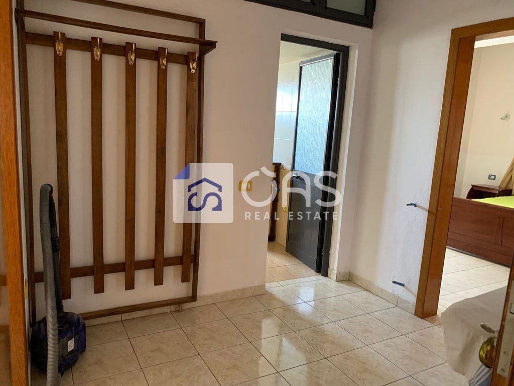 Jepet apartament me qera 3+1+3 kodra e priftit