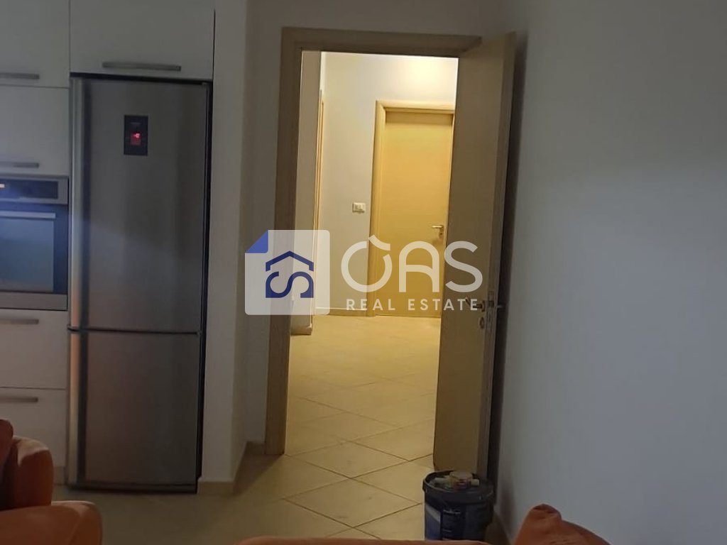 Shitet Apartament 2+1 liqeni i thate
