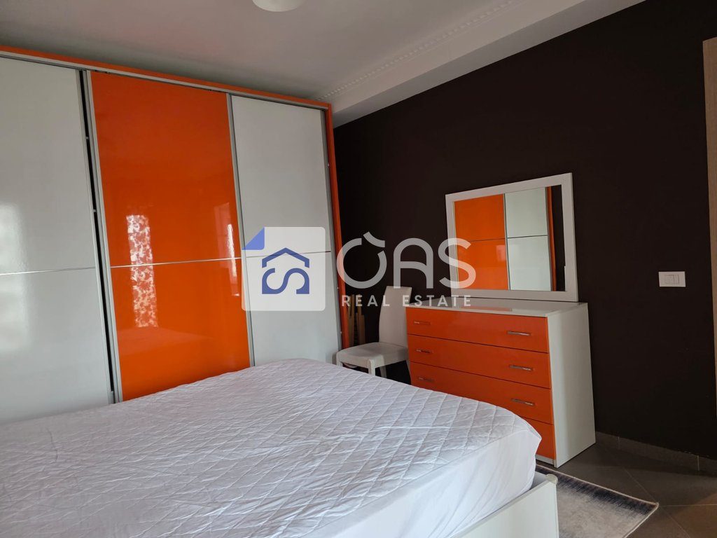 Jepet apartament me qera 2+1 te STATCIONI TRENIT