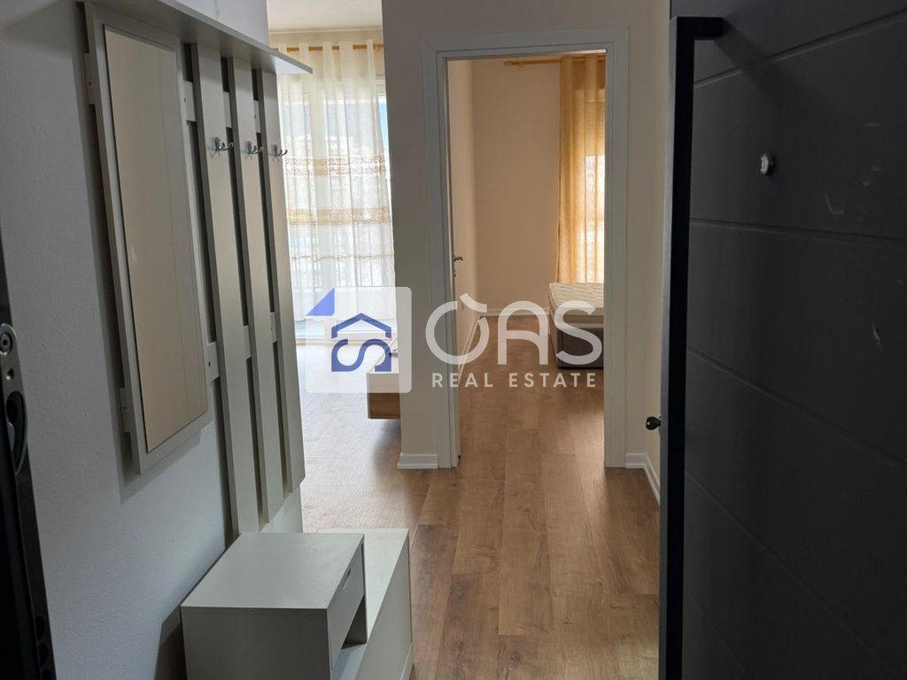 Jepet me qira apartamenti 1+1  rruga 5 Maj