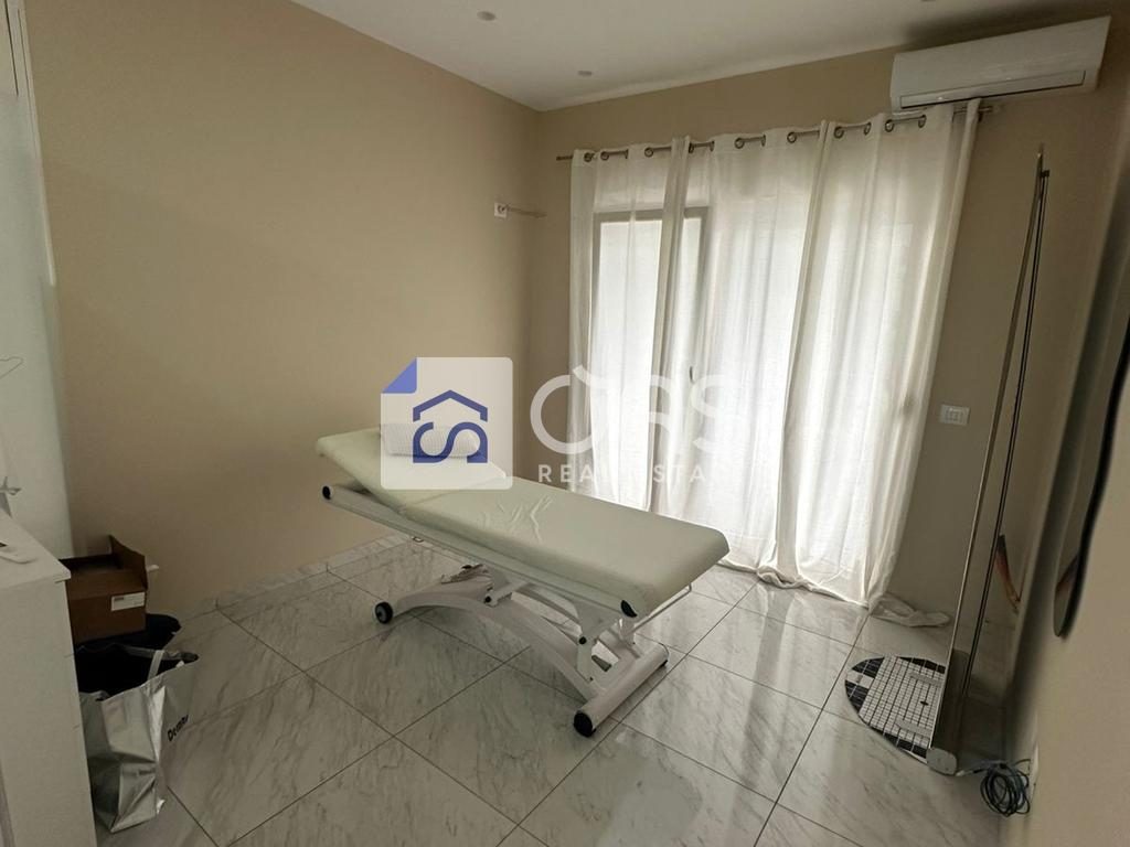 Jepet me qera ambient biznesi - Komuna E Parisit