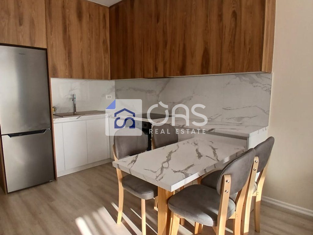 Jepet me qera Apartamet 2+1 zogu zi