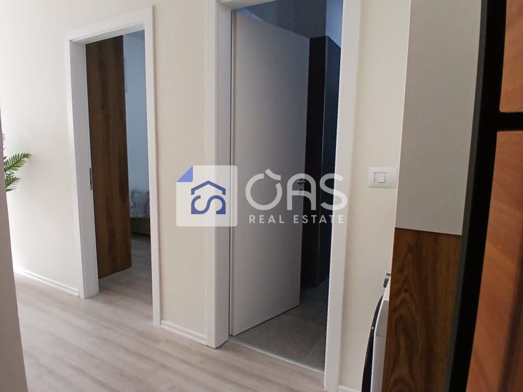 Jepet me qera Apartamet 2+1 zogu zi