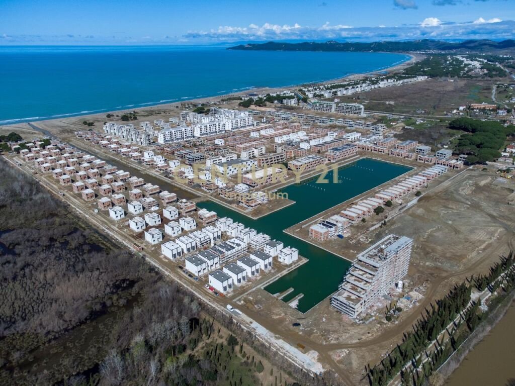 Vile per shitje ne Turquoise Marina, Gjiri i Lalezit