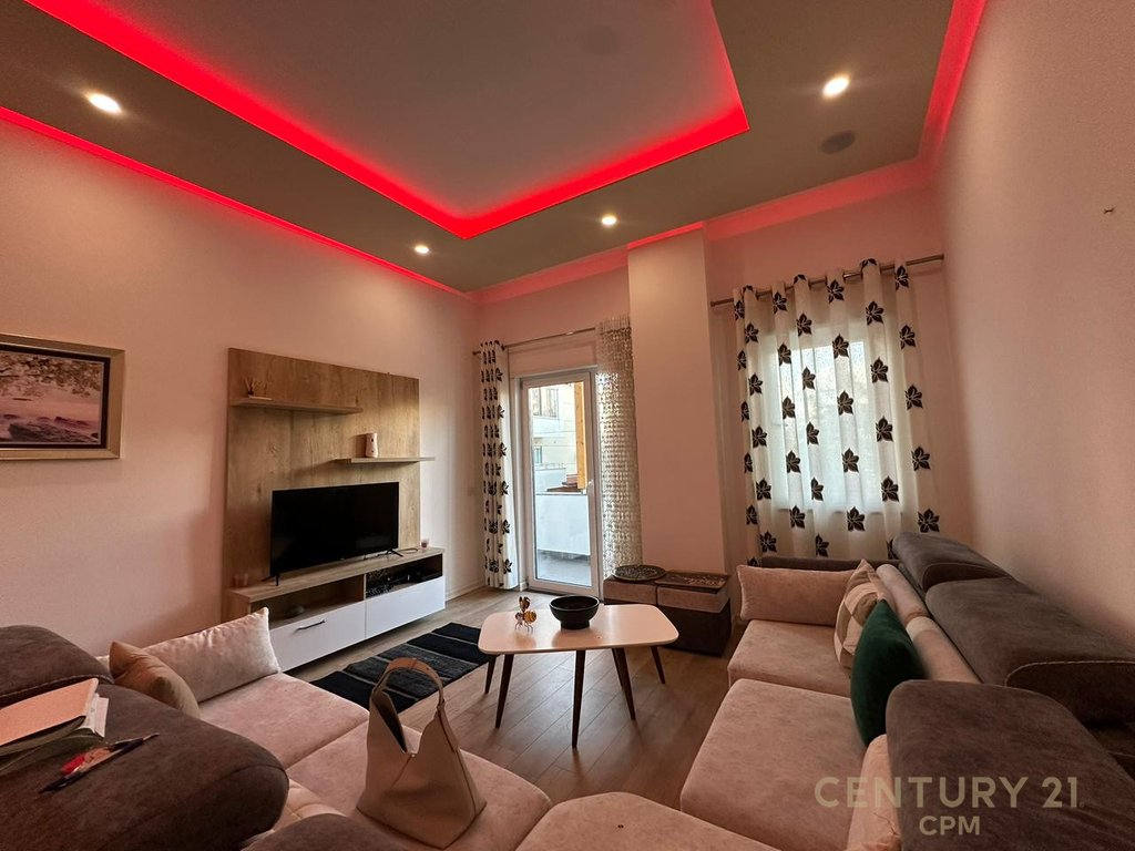 Apartament 2+1+2 per qera tek  Liqeni i Thate!