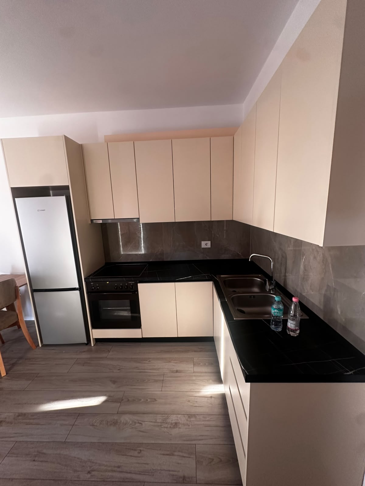 Apartament per qira 1+1 ne Astir