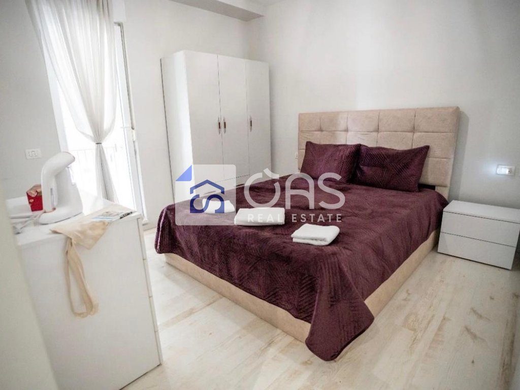 Apartament 1+1 Me Qira në 21 Dhjetori Kompleksi Kontakt, Tiranë - 600€ | 60 m²