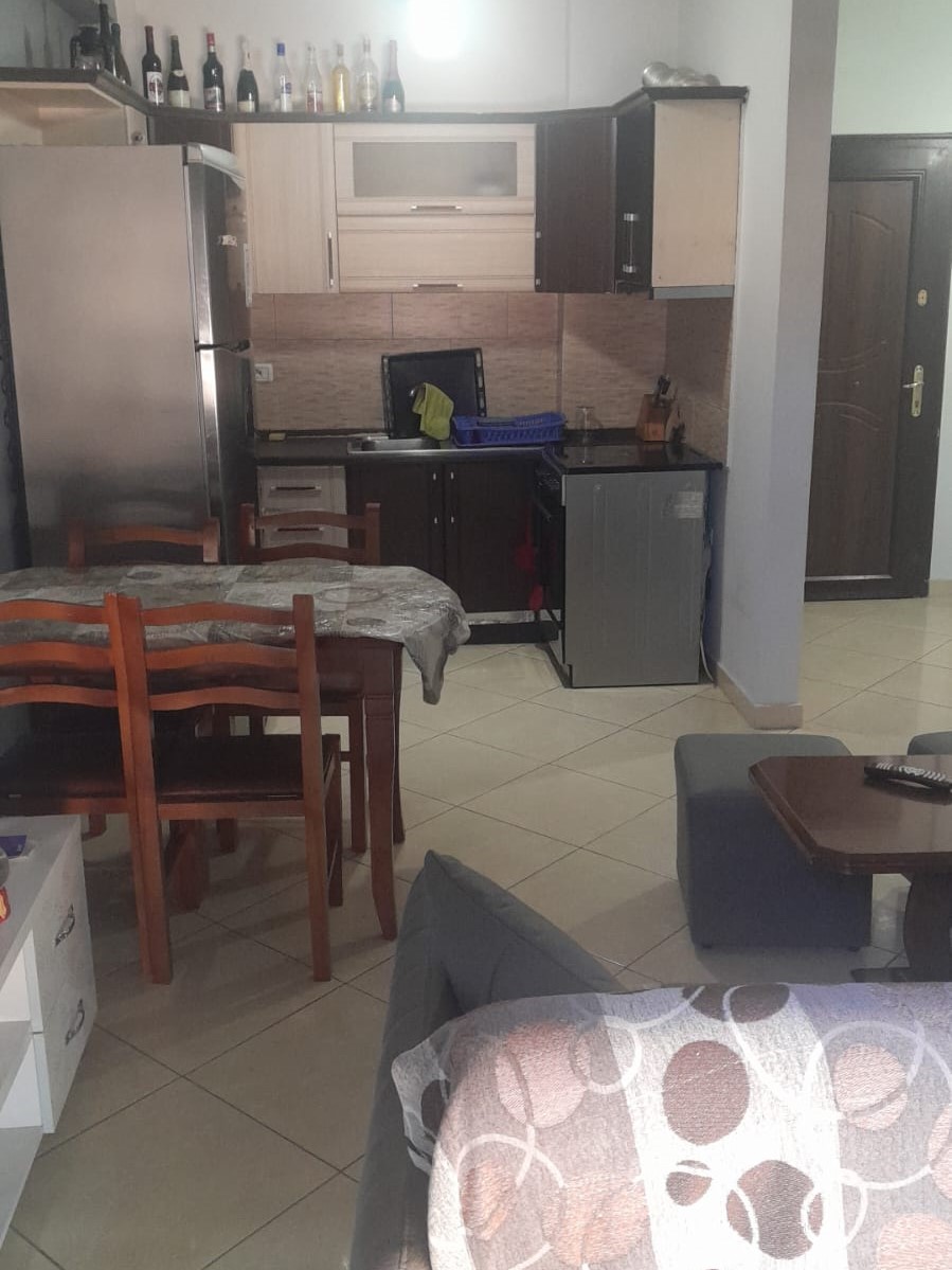 Apartament 1+1 me qira – Fabrika e Miellit !
