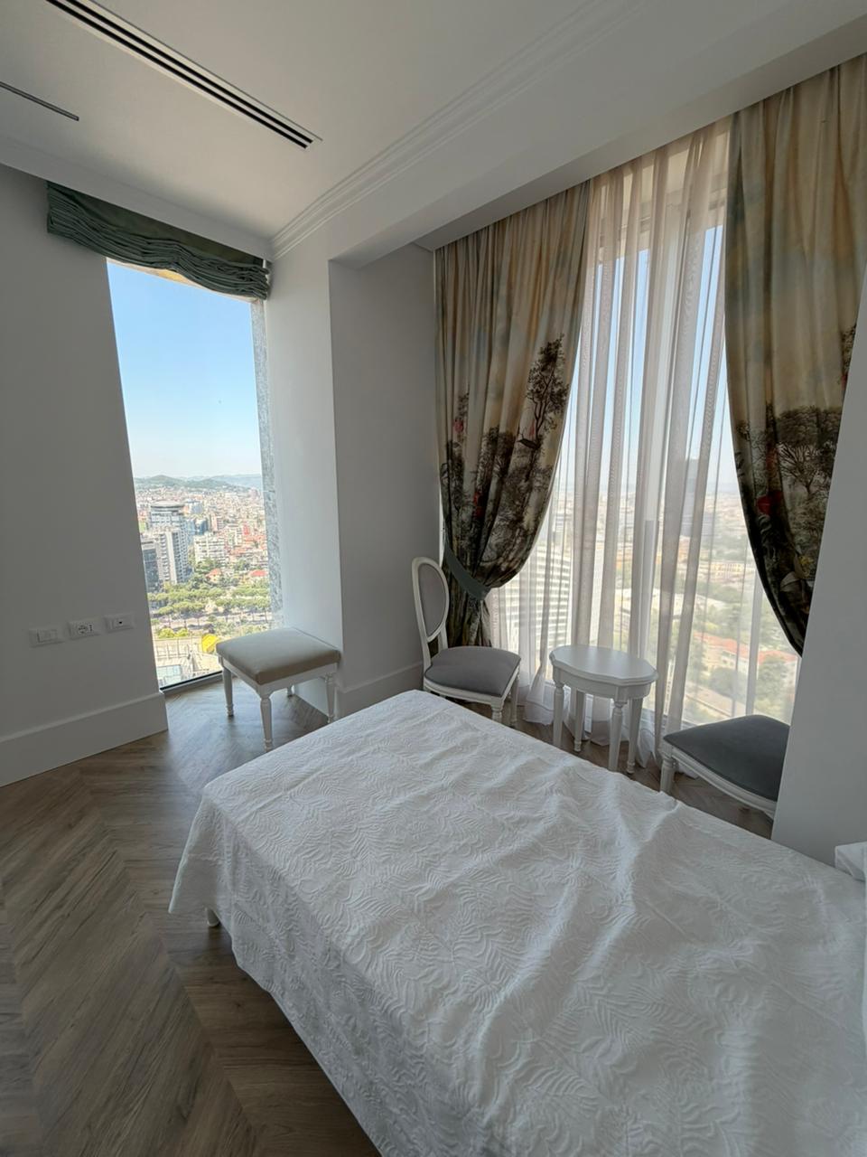 Downtown One Shitet apartament ultra luxury 2+1+2