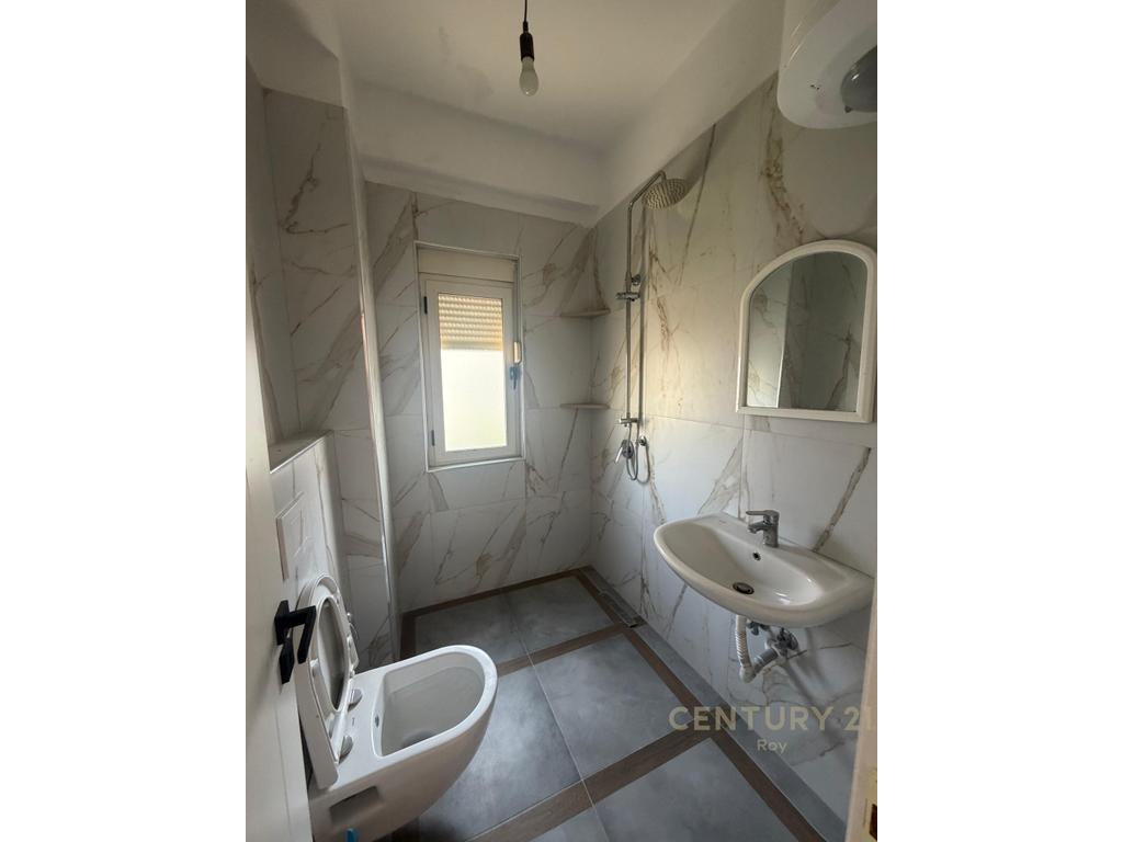 EXCLUSIVE ! SHITET APARTAMENT 1+1 TEK SHKEMBI I KAVAJES !